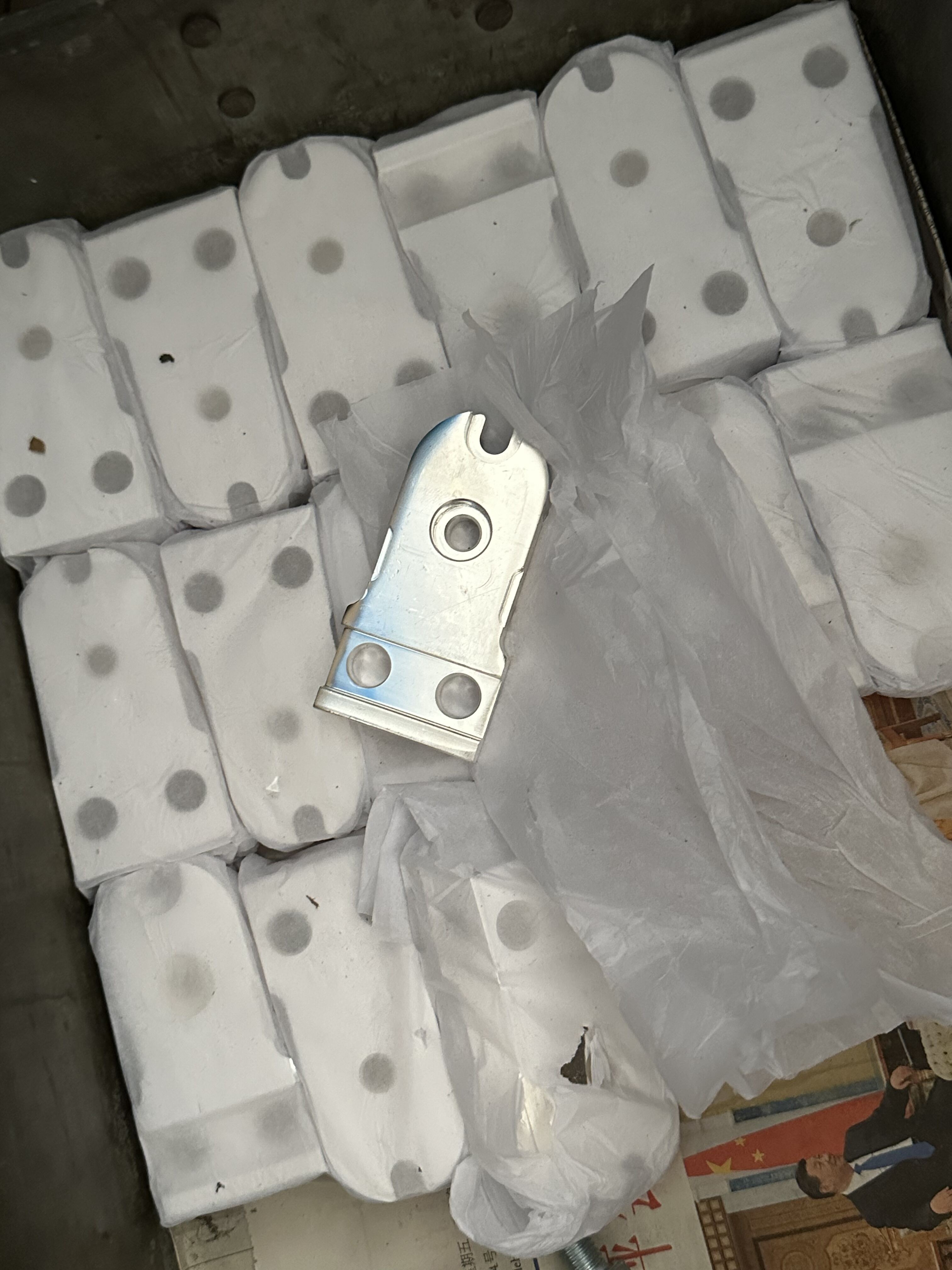 MTNSX1600A MCCB 1600A 3P Molded Case Circuit Breaker for Power Distribution supplier