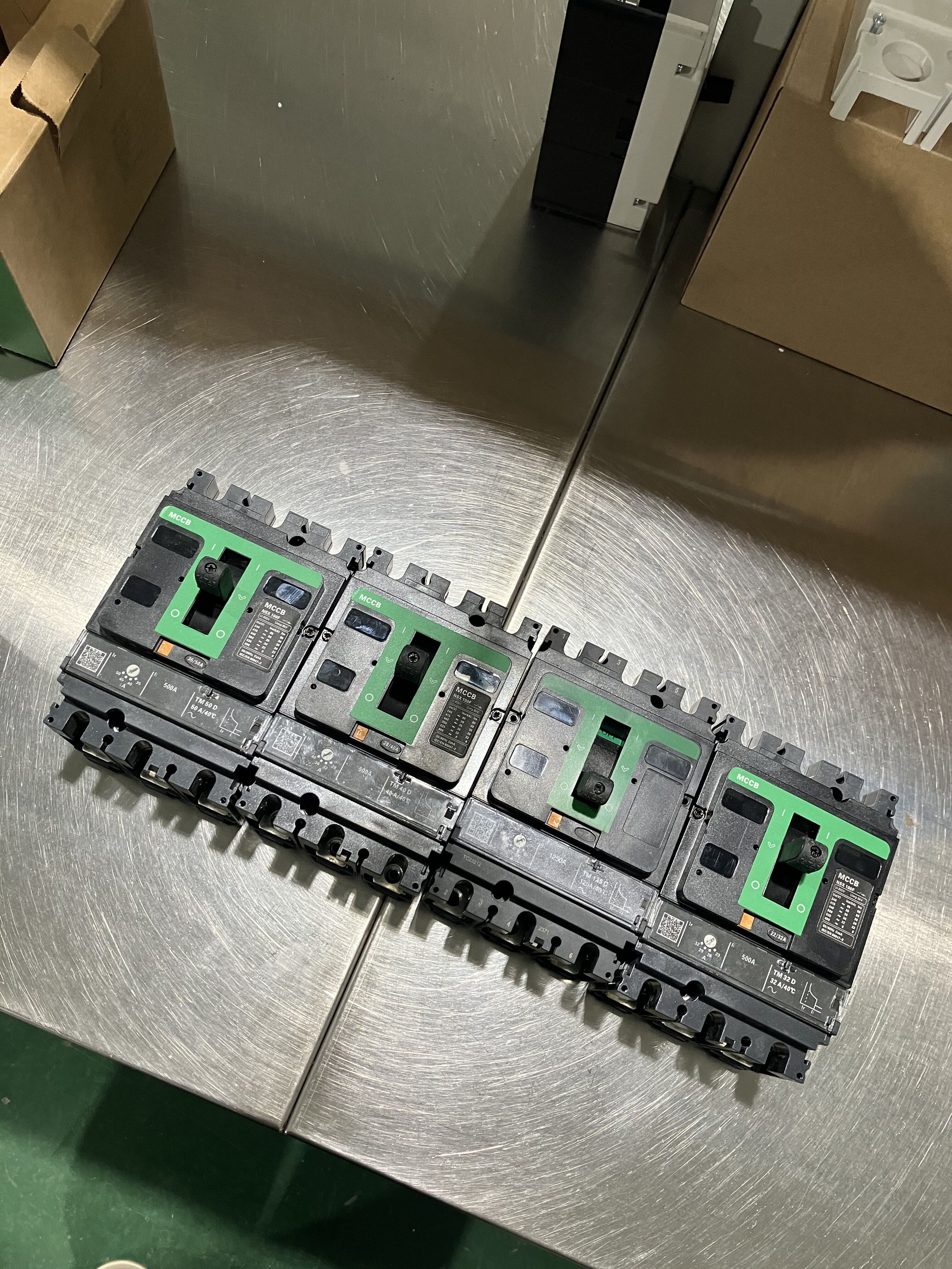 4p 100a 1600a molded case circuit breakers ac mccb-8