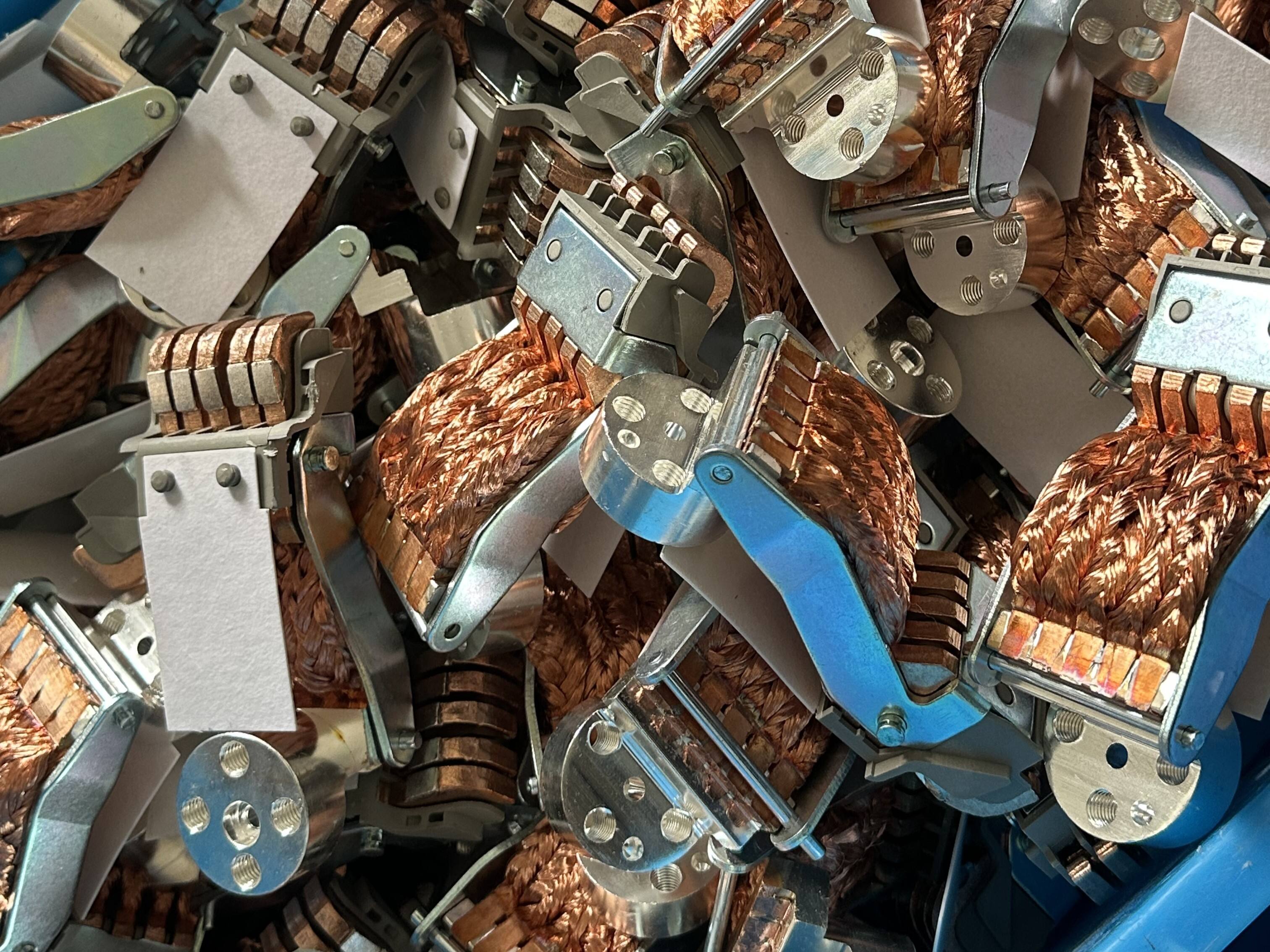 MTNSX1600A MCCB 1600A 3P Molded Case Circuit Breaker for Power Distribution details