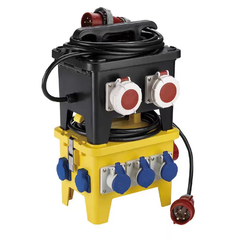 Industrial Waterproof Plug Box IP66, 16A 220V Junction Box factory