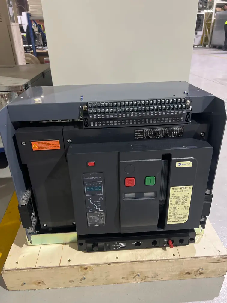 2000-3200A 3/4P Drawer-type Air Circuit Breaker, Frame Circuit Breaker, ACB factory