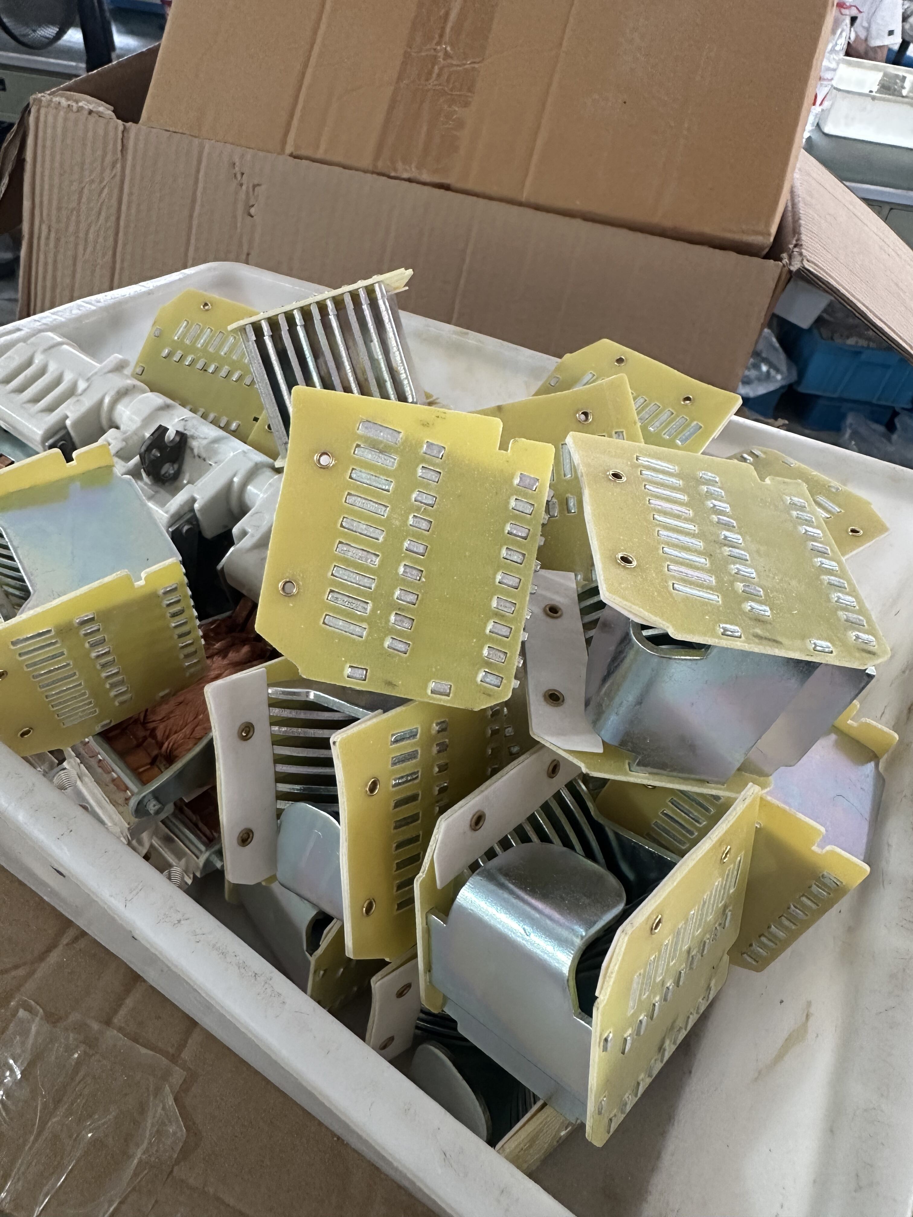 MTNSX1600A MCCB 1600A 3P Molded Case Circuit Breaker for Power Distribution details