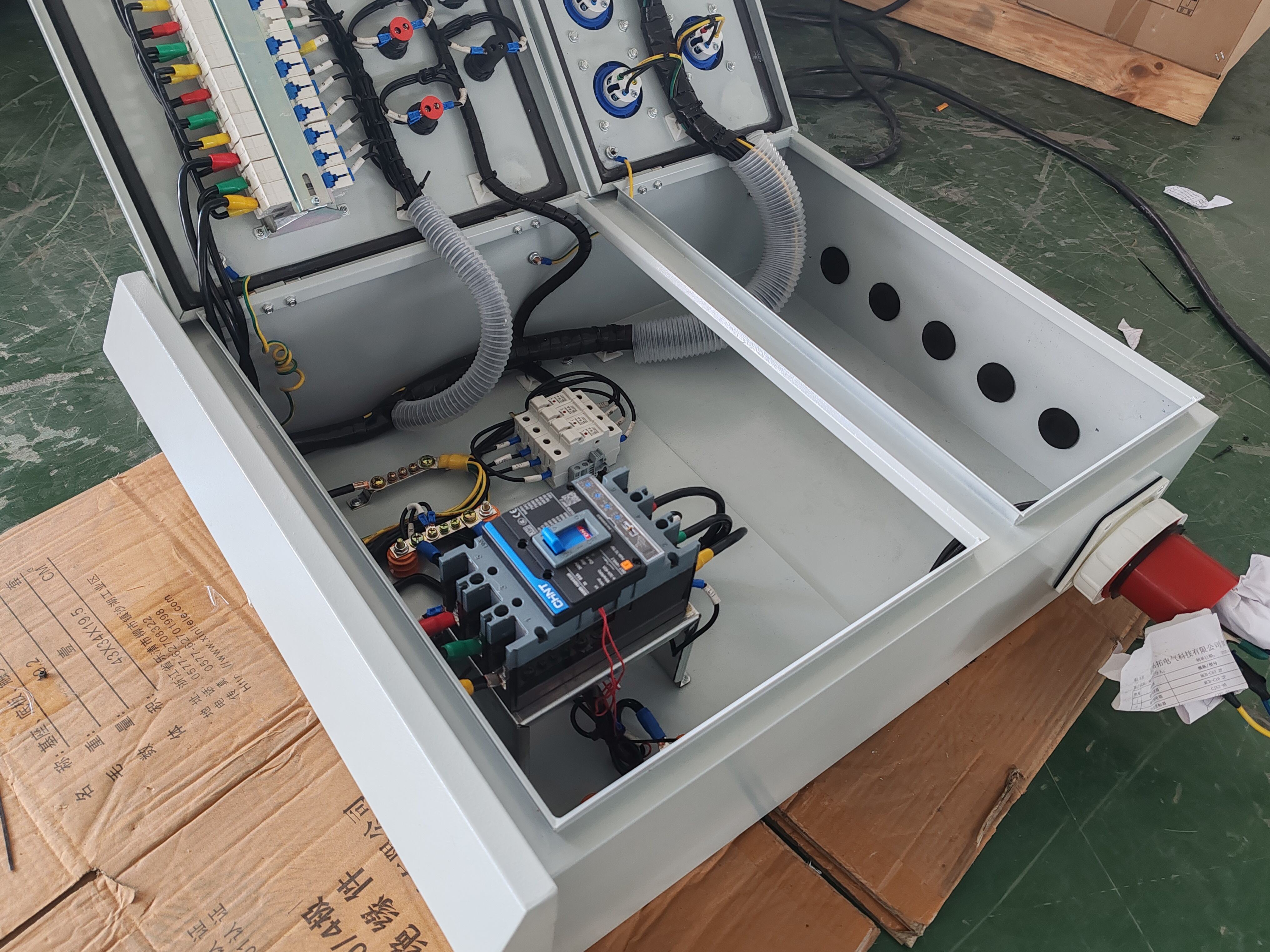 ip65 waterproof connection box 63a 380v industrial socket473-0