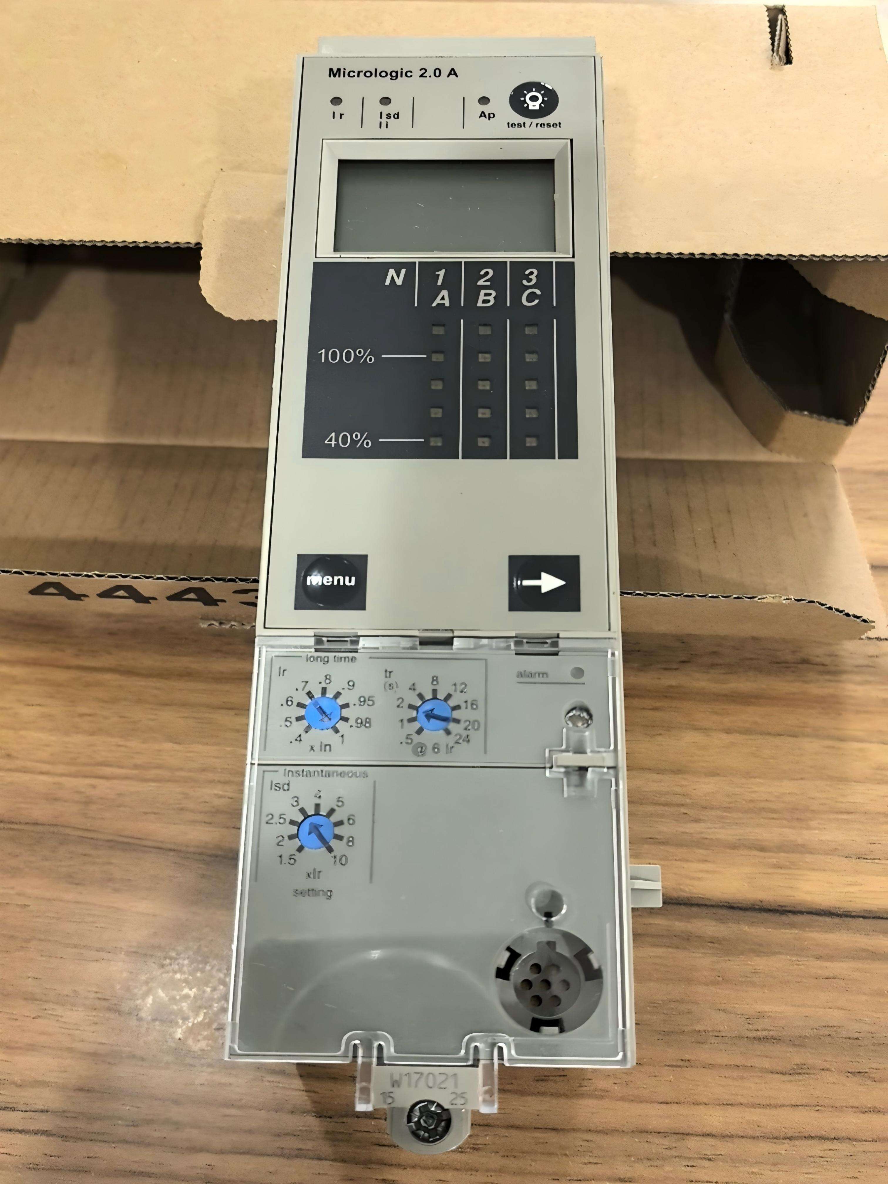 Air Circuit Breaker (ACB) MTNT-630A-6300A Fixed & Drawout Type manufacture