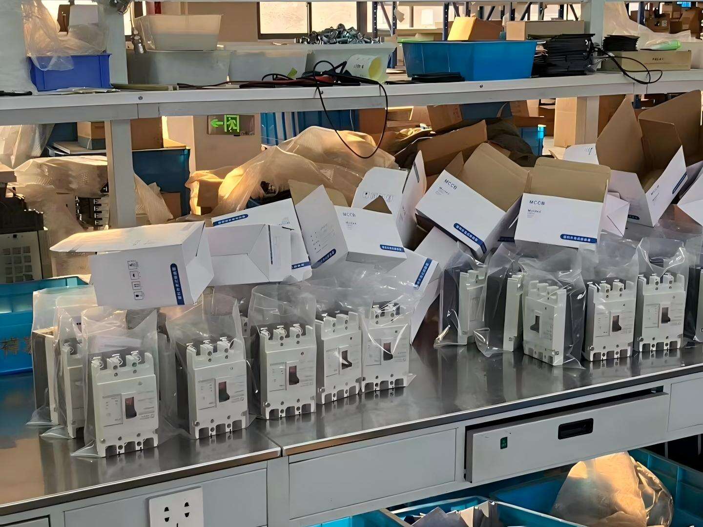 4p 63a 1600a molded case circuit breakers ac mccb-0