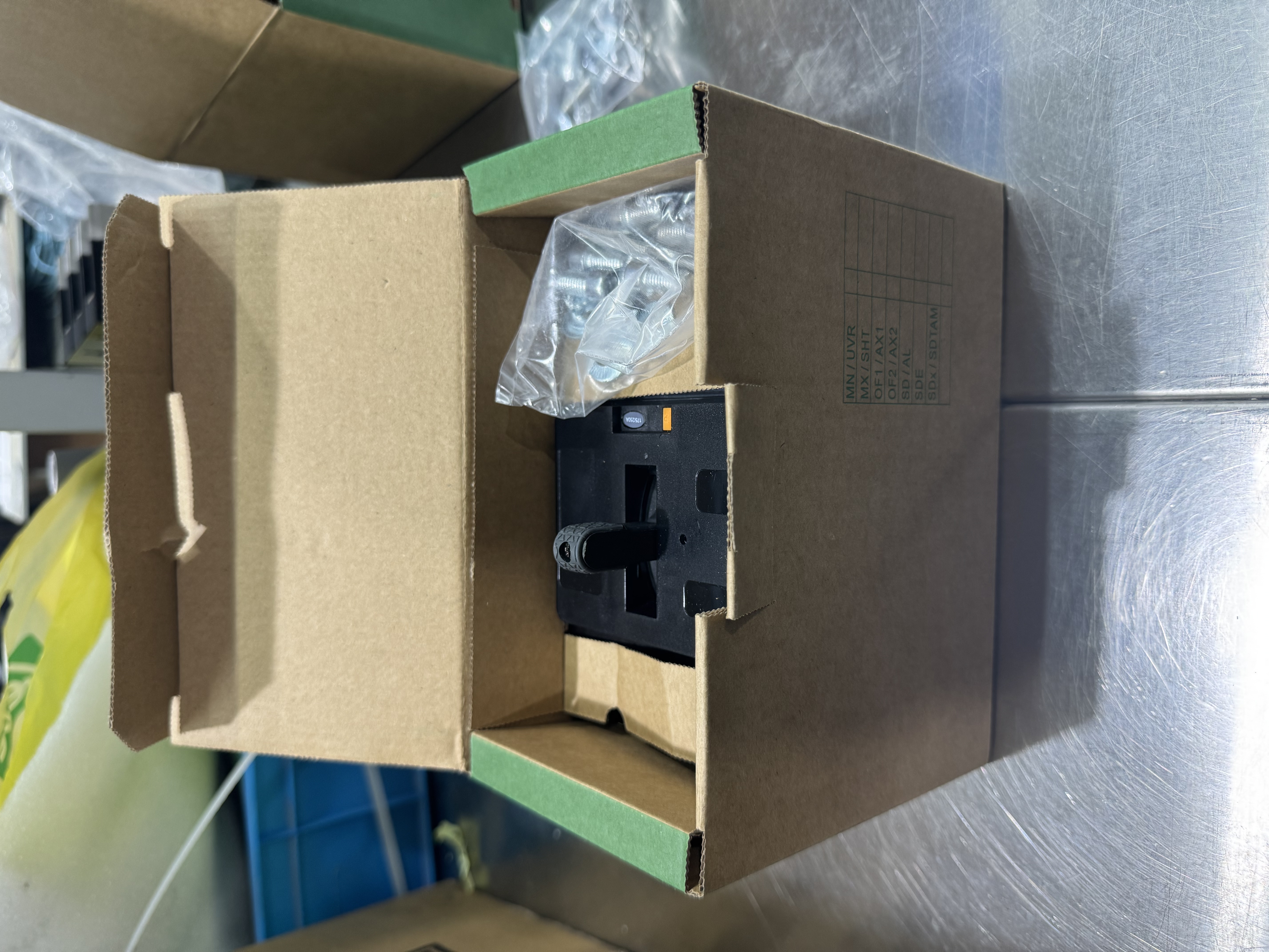 4p 100a 1600a molded case circuit breakers ac mccb-5