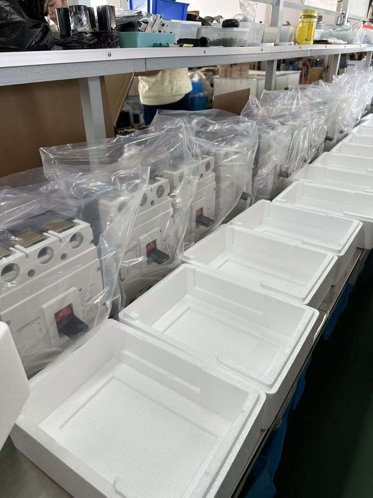 electronic mccb 630a digital molded case circuit breaker 50ka-2