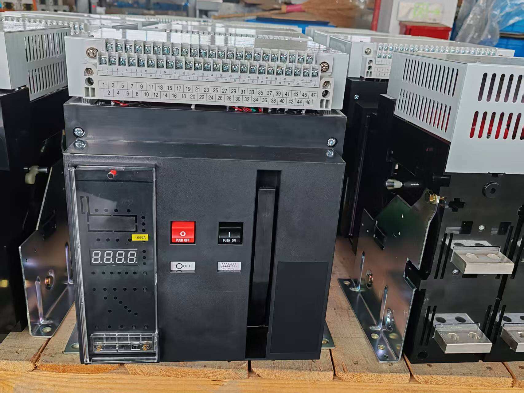 2000-3200A 3/4P Drawer-type Air Circuit Breaker, Frame Circuit Breaker, ACB details