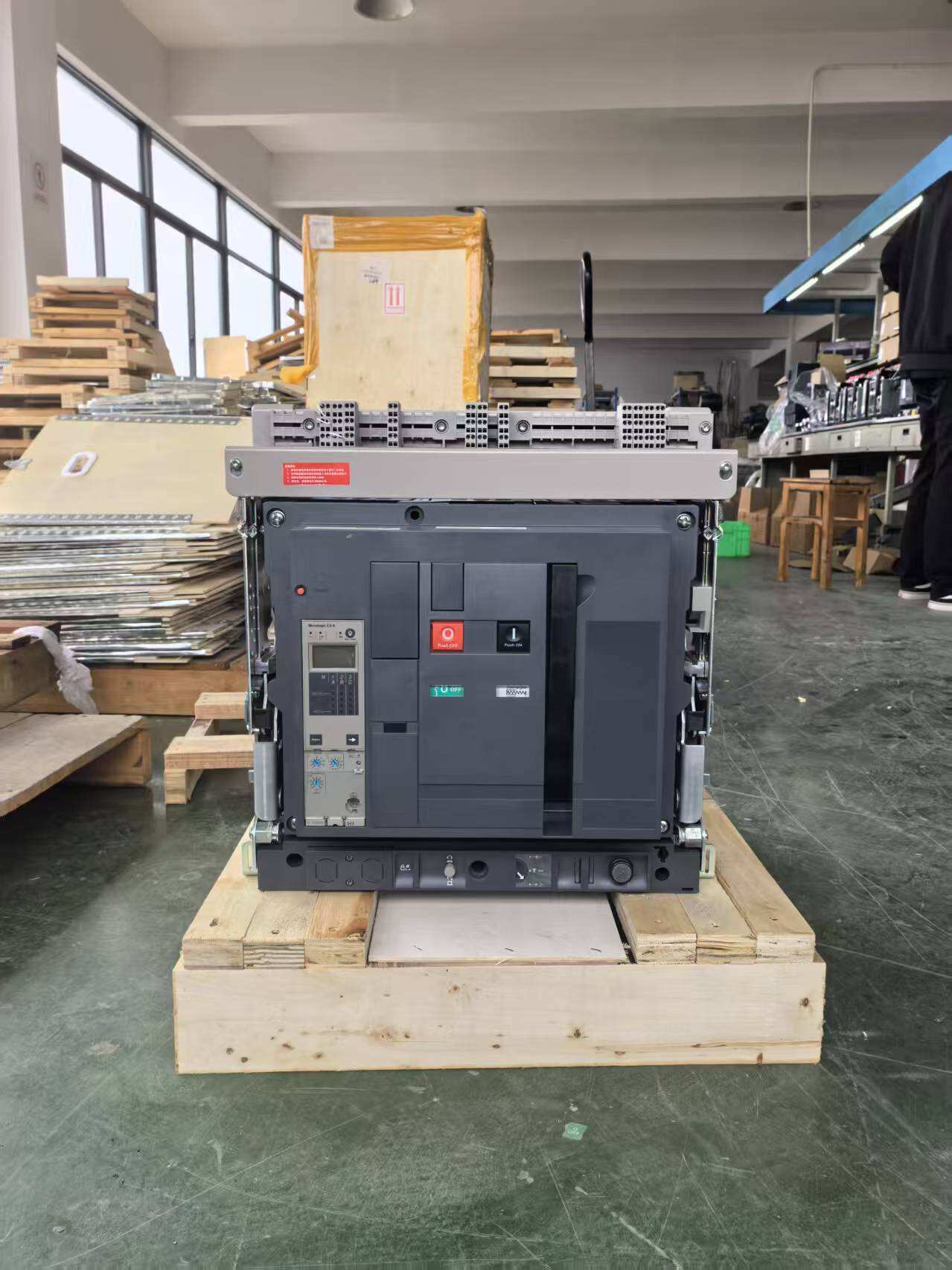 Air Circuit Breaker (ACB) MTNT-630A-6300A Fixed & Drawout Type manufacture