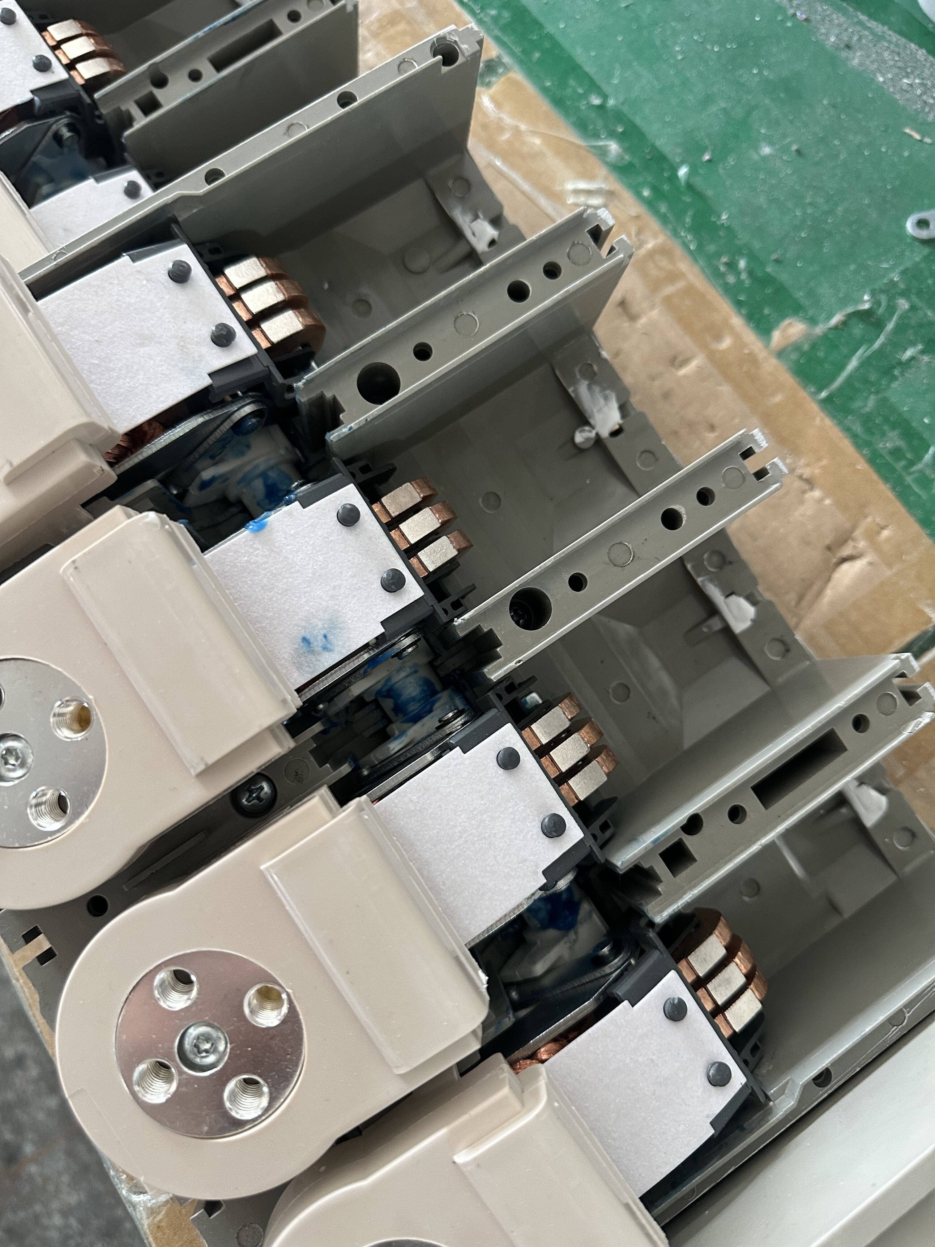 MTNSX1600A MCCB 1600A 3P Molded Case Circuit Breaker for Power Distribution details