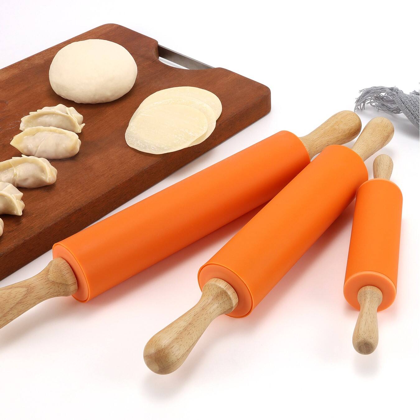 HOT Silicone non-stick rolling pin with wooden handle dough roller for kitchen details