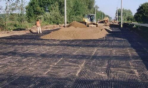 geogrid application.jpg