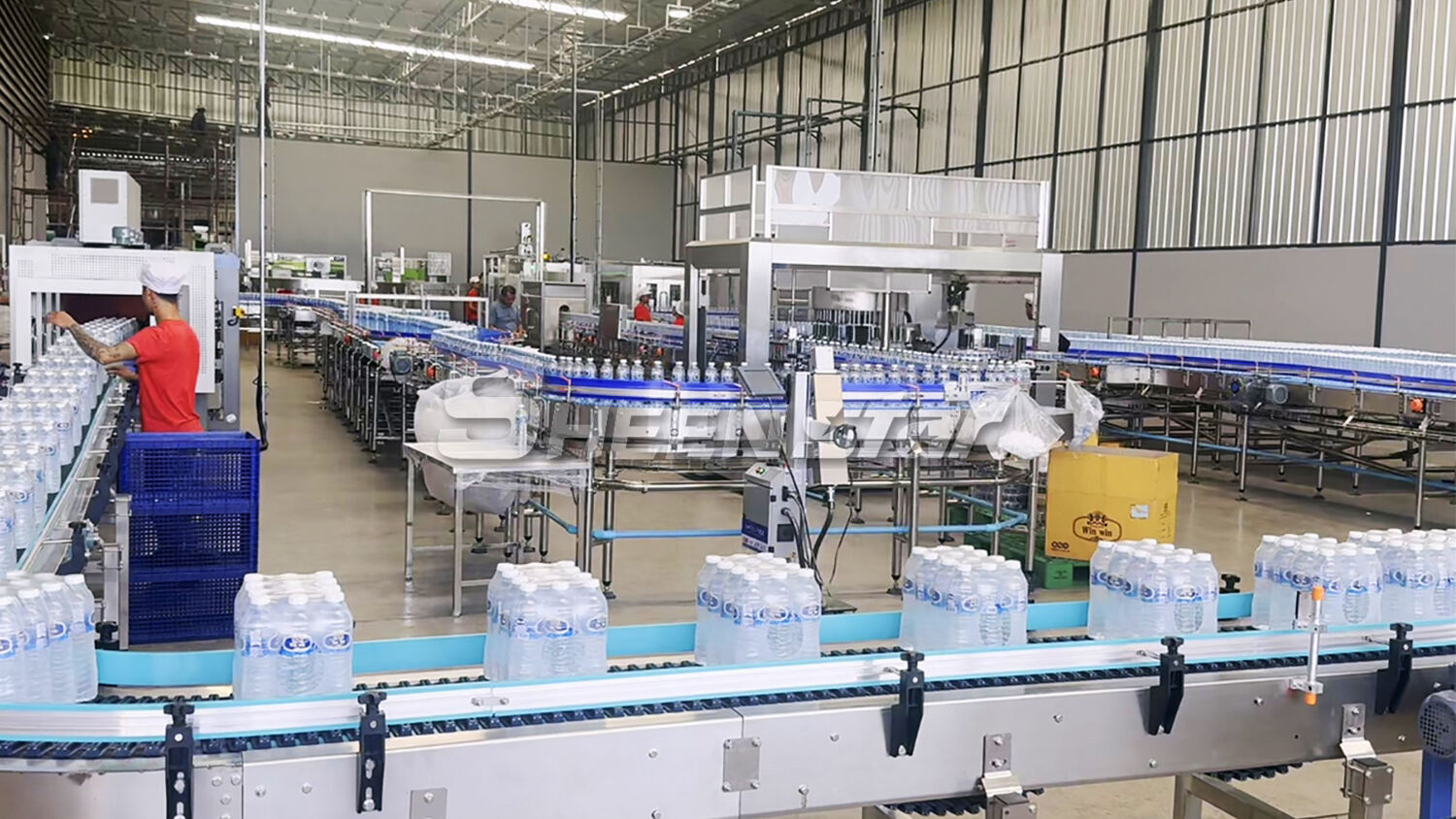 28000bph A to Z 순수 정수 생산 라인 (충전, 포장 및 팔레타이징 포함)