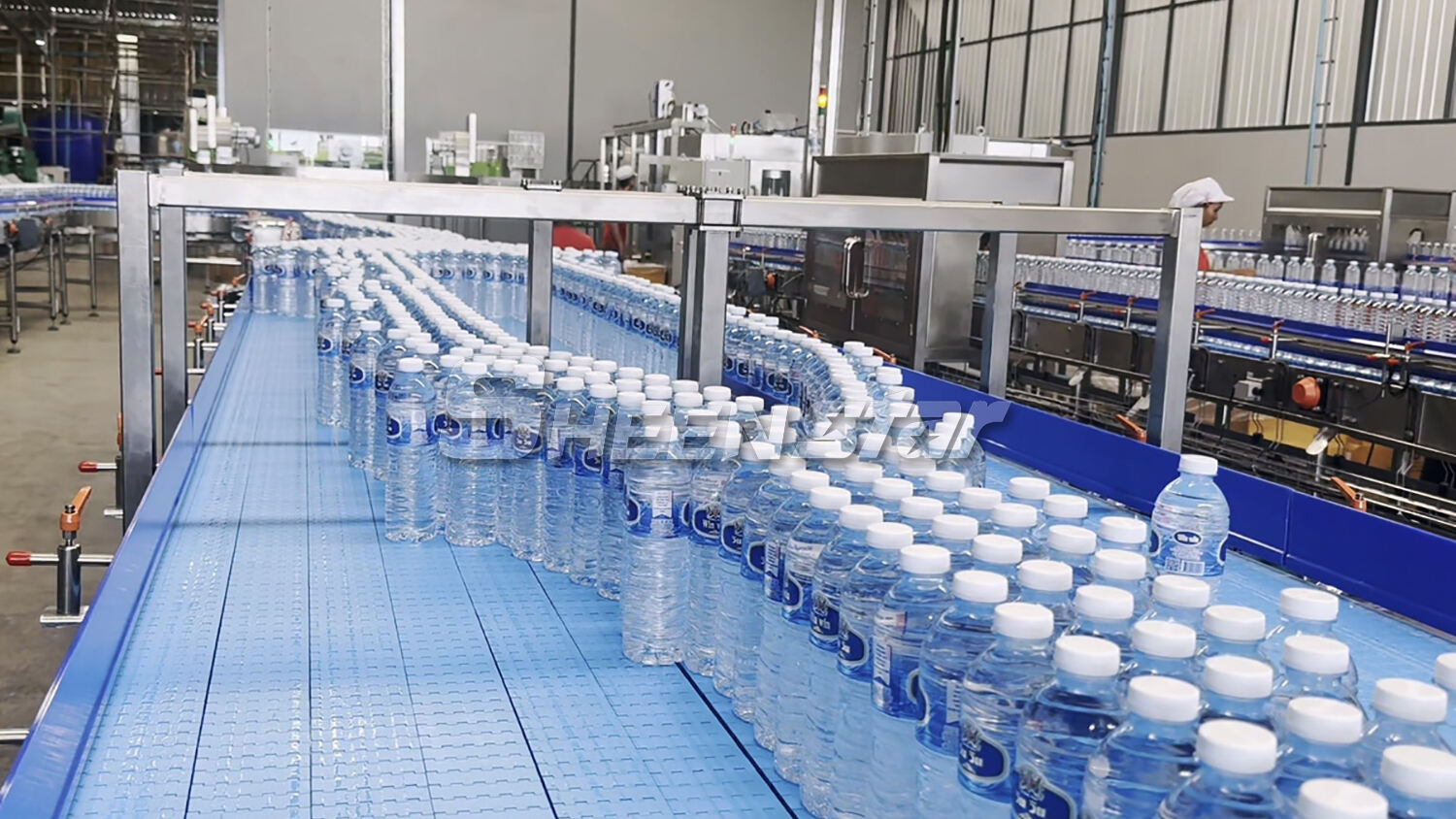 28000bph A to Z 순수 정수 생산 라인 (충전, 포장 및 팔레타이징 포함)