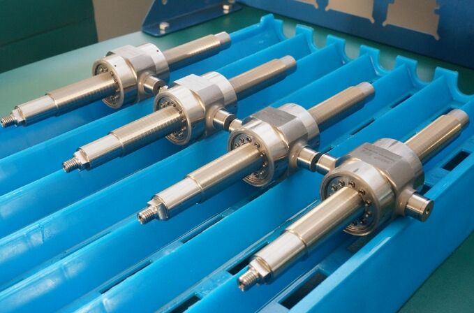 پیچ‌های سیاره‌ای سفارشی همکاری با رهبر آلمانی ابزارهای ماشین‌کاری دقیق