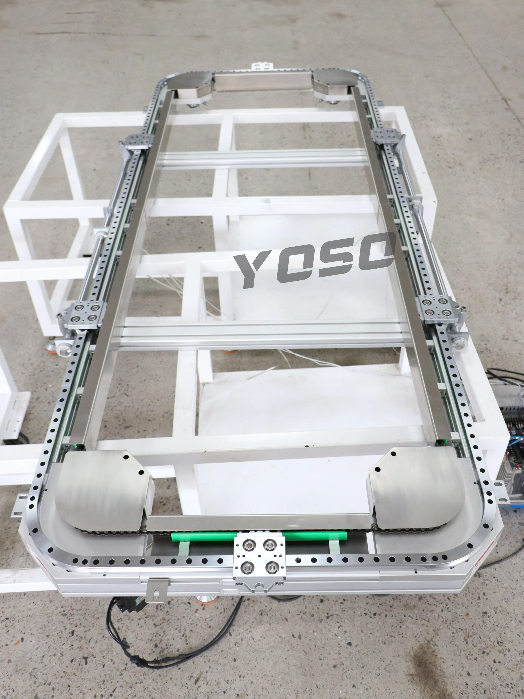 Rectangular track circular production line