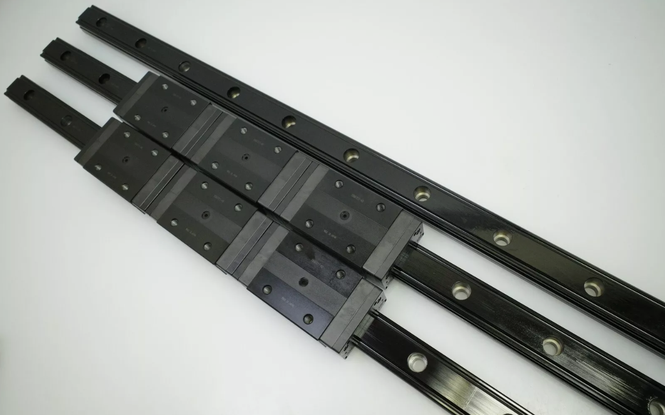 THK SVR45LRH Linear Guide SVR45 SVR45LR SVR45LRH Rail Slider