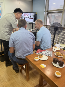 قام العملاء الروس بزيارة مقر جينغبينغ في نوفمبر، وتمكنت الطرفين بنجاح من التوصل إلى تعاون استراتيجي