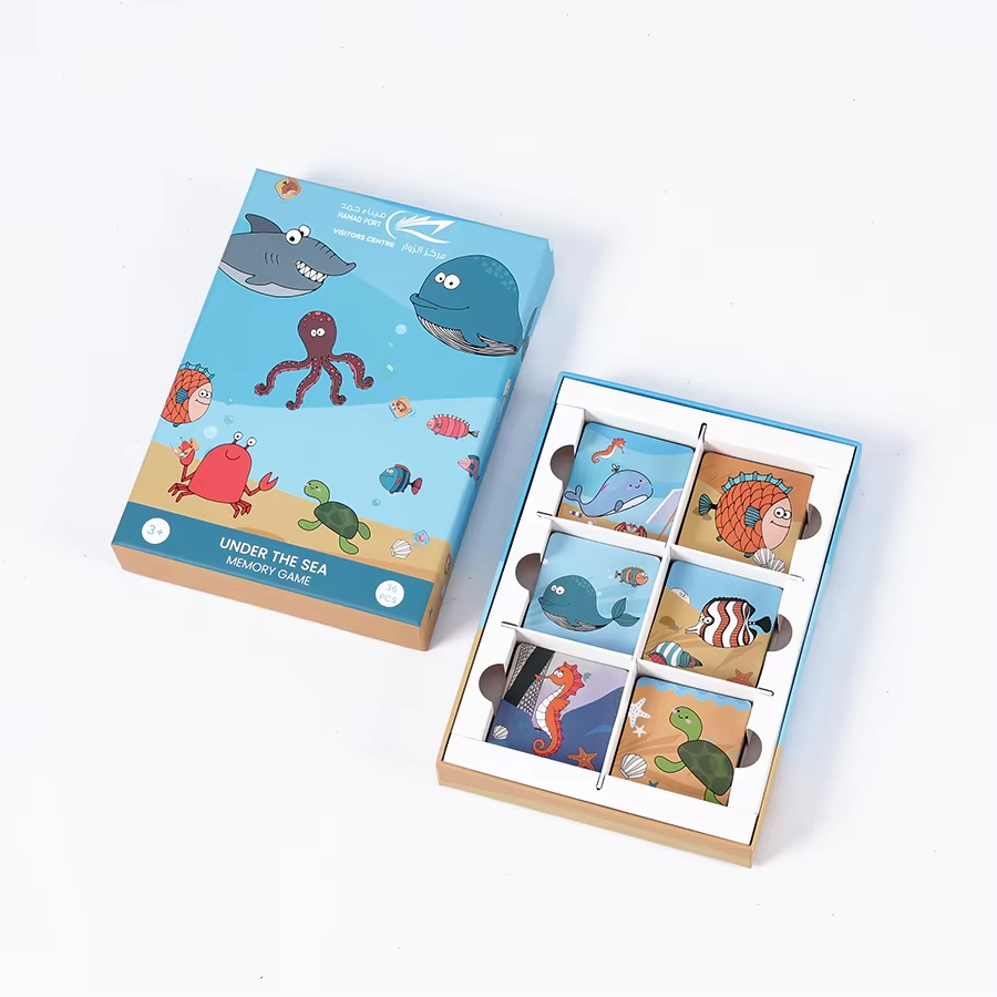 Produzione di giochi da tavolo con carte: una guida su carte, rivestimenti e finiture