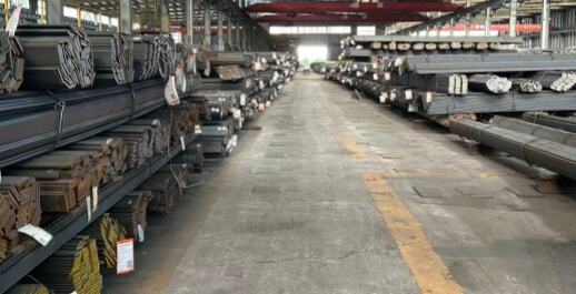 Huayu Leaf Spring Uses Premium Spring Steel to Deliver Higher-Performance Products