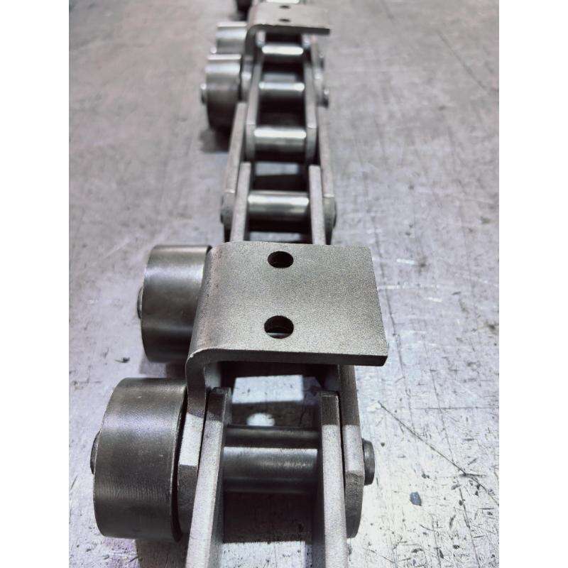 P80 CONVEYOR CHAIN WITH A1 ATTACHMENT AND SIDE ROLLERS