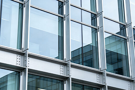 لوحة الألومنيوم 6061: الخيار الشامل للتصنيع الصناعي