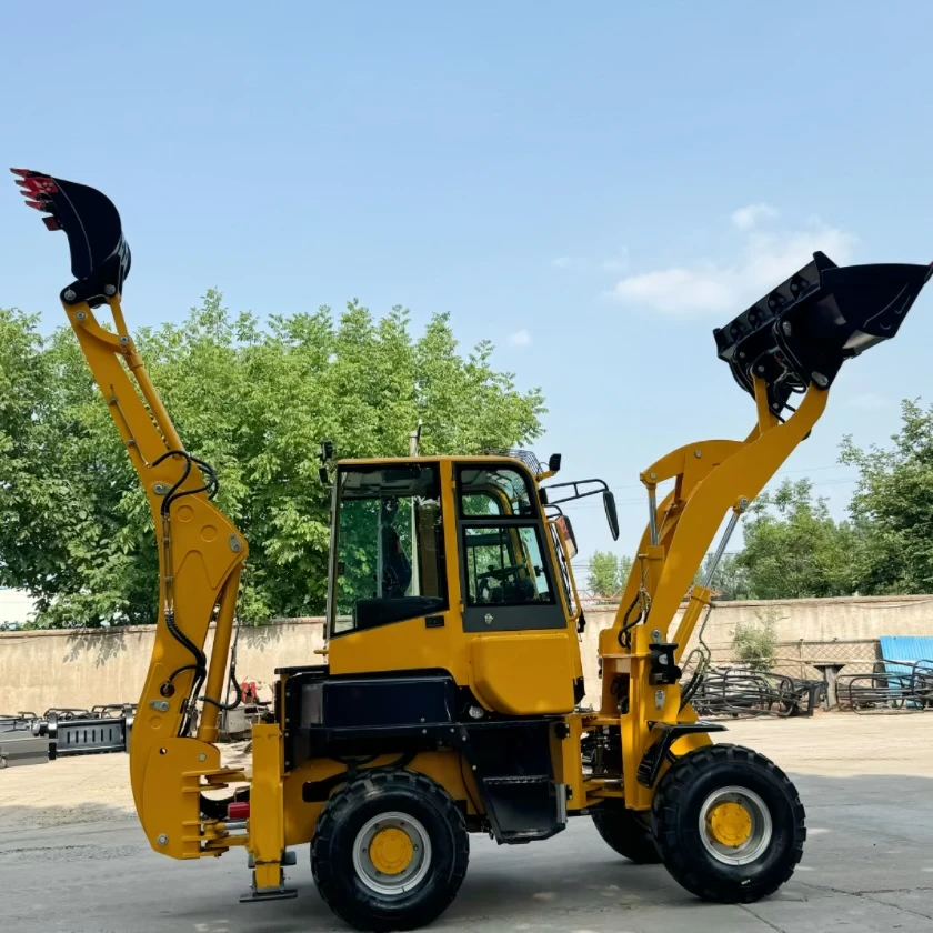 Konstruksi Kuat dan Tangguh dari Seri 4x4 Backhoe Loaders