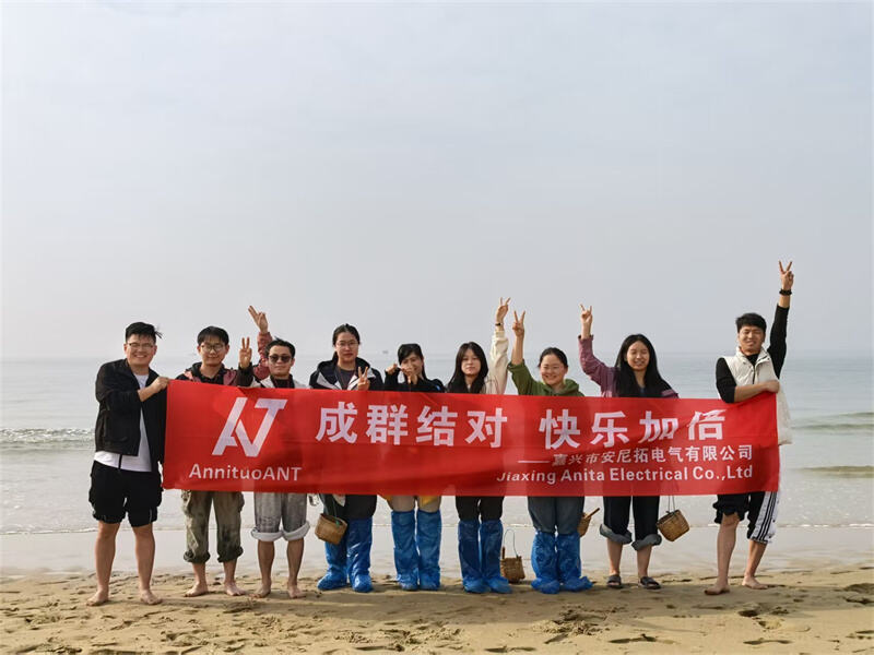 “Bergabunglah, Gandakan Kegembiraan”: Pengembaraan Pantai Menyatukan Pasukan