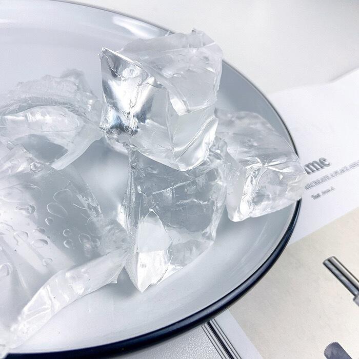 كيف تختار أفضل مستلزمات شمع الجل لتلبية احتياجات عملك؟