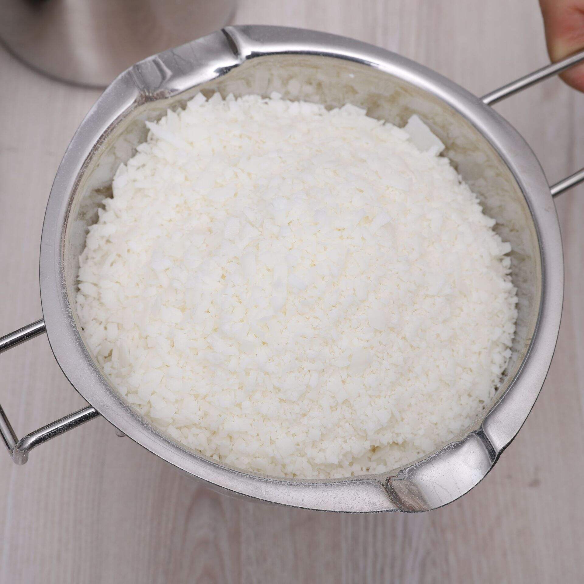 ما الخيارات المتاحة للشراء بالجملة من مورِّدي شمع بذور عباد الشمس؟