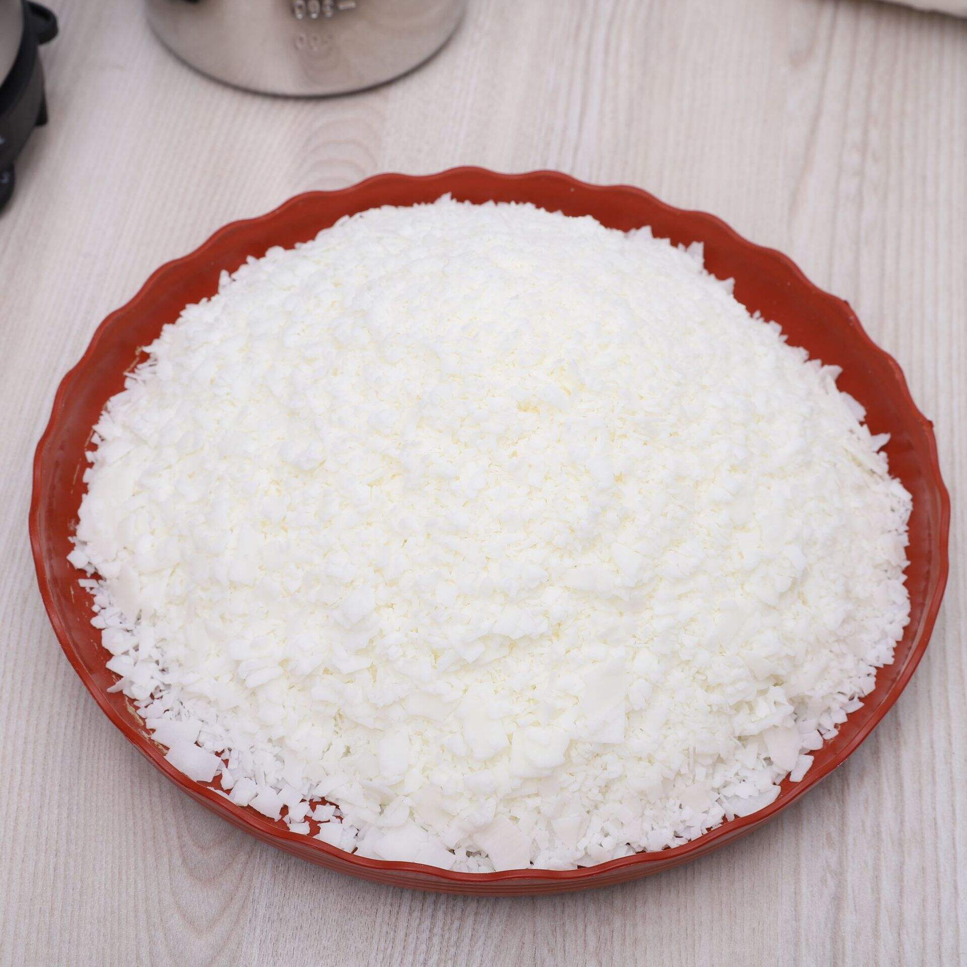 How to Identify Authentic Helianthus Annuus Sunflower Seed Wax for Wholesale?