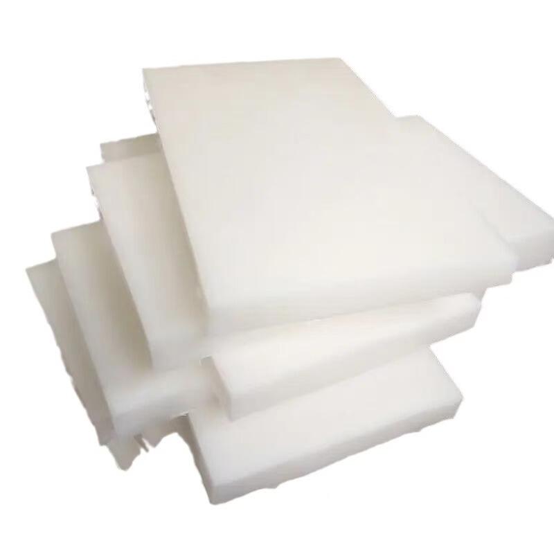 Ano ang Nagpapagawa sa Microcrystalline Wax na Paborito ng mga Gumagawa ng Kandila?