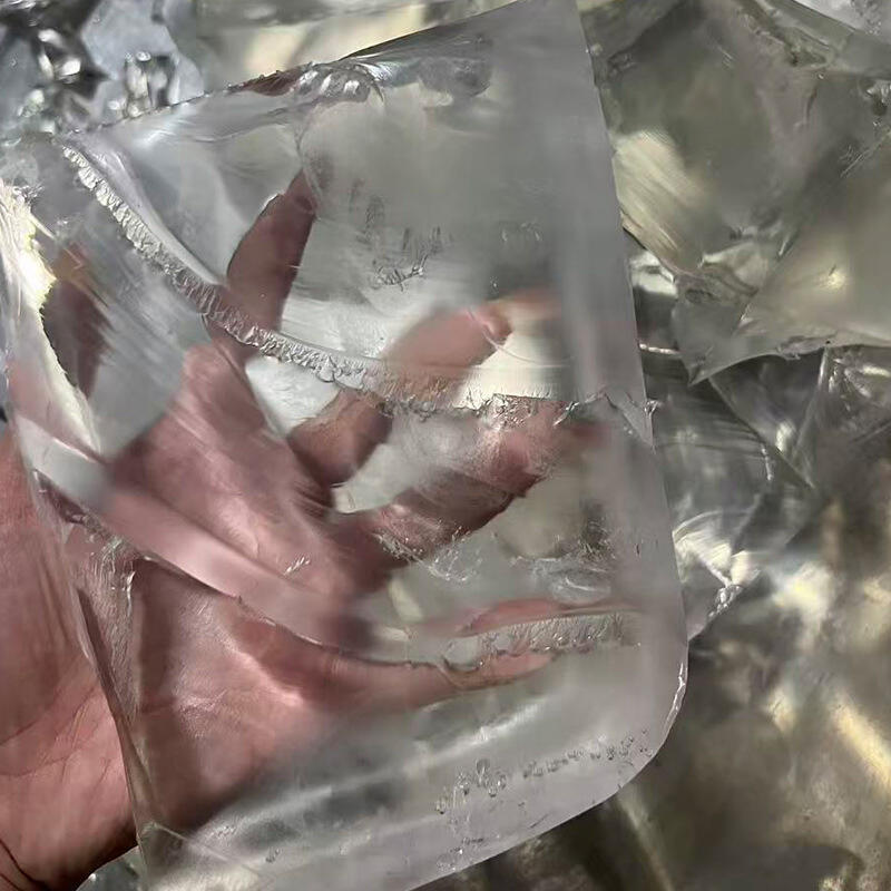 What Makes Gel Wax a Must-Have Product for Professional Salons?