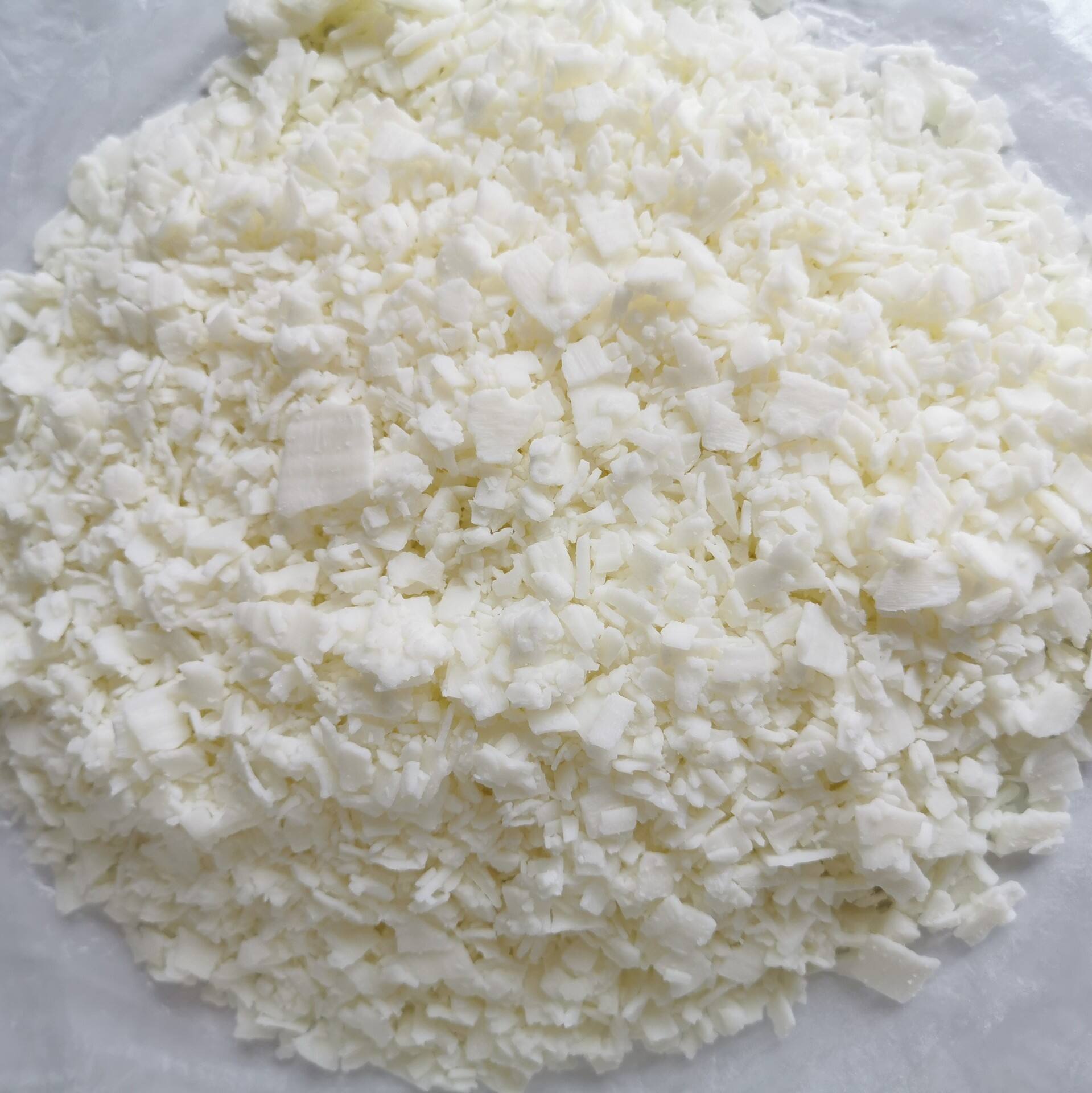 Where to Discover the Best Soy Wax Bulk Deals for Your Business