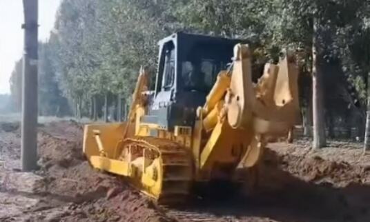 Bulldozer Working Video