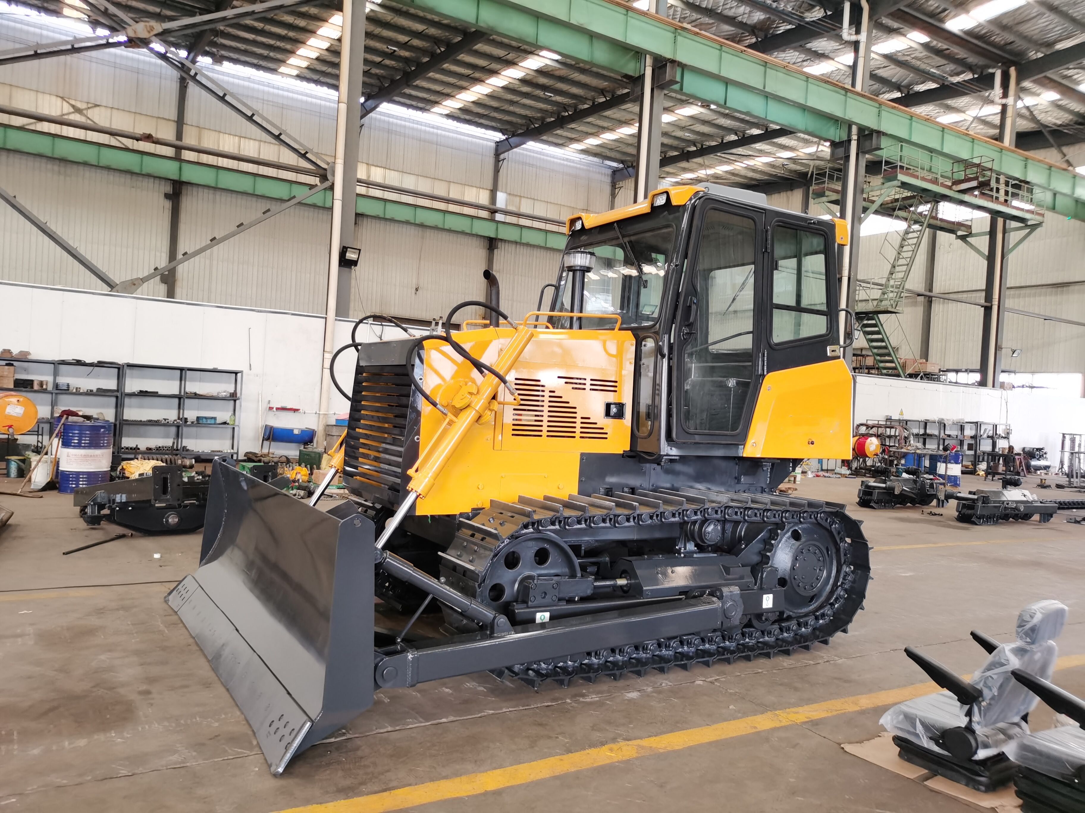 110 hp Small Hydraulic Bulldozer details