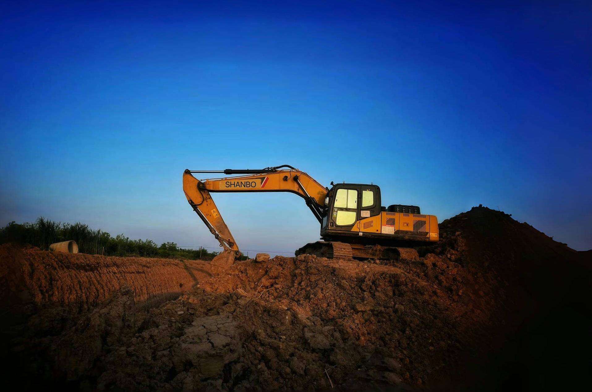 Minería a cielo abierto y proyectos de infraestructura a gran escala