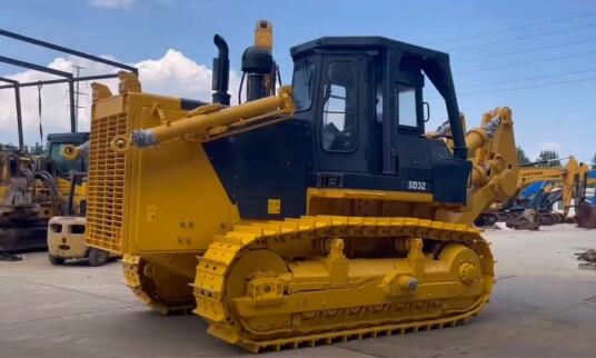 SD32 Bulldozer