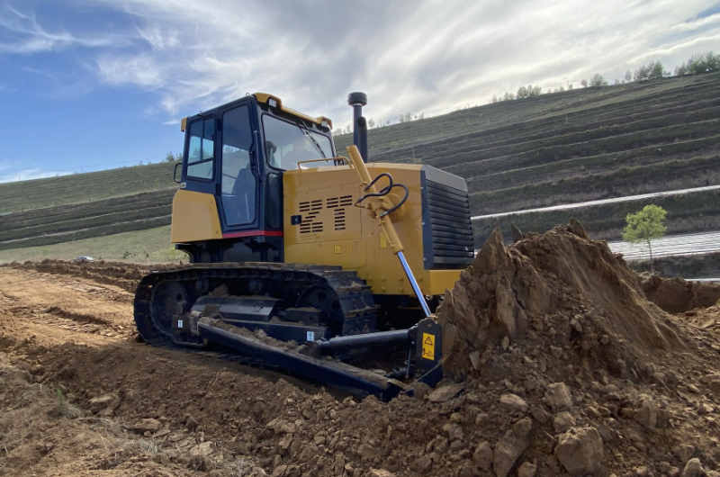 Inside the Bulldozer Factory: How Modern Dozers Are Built from the Ground Up
