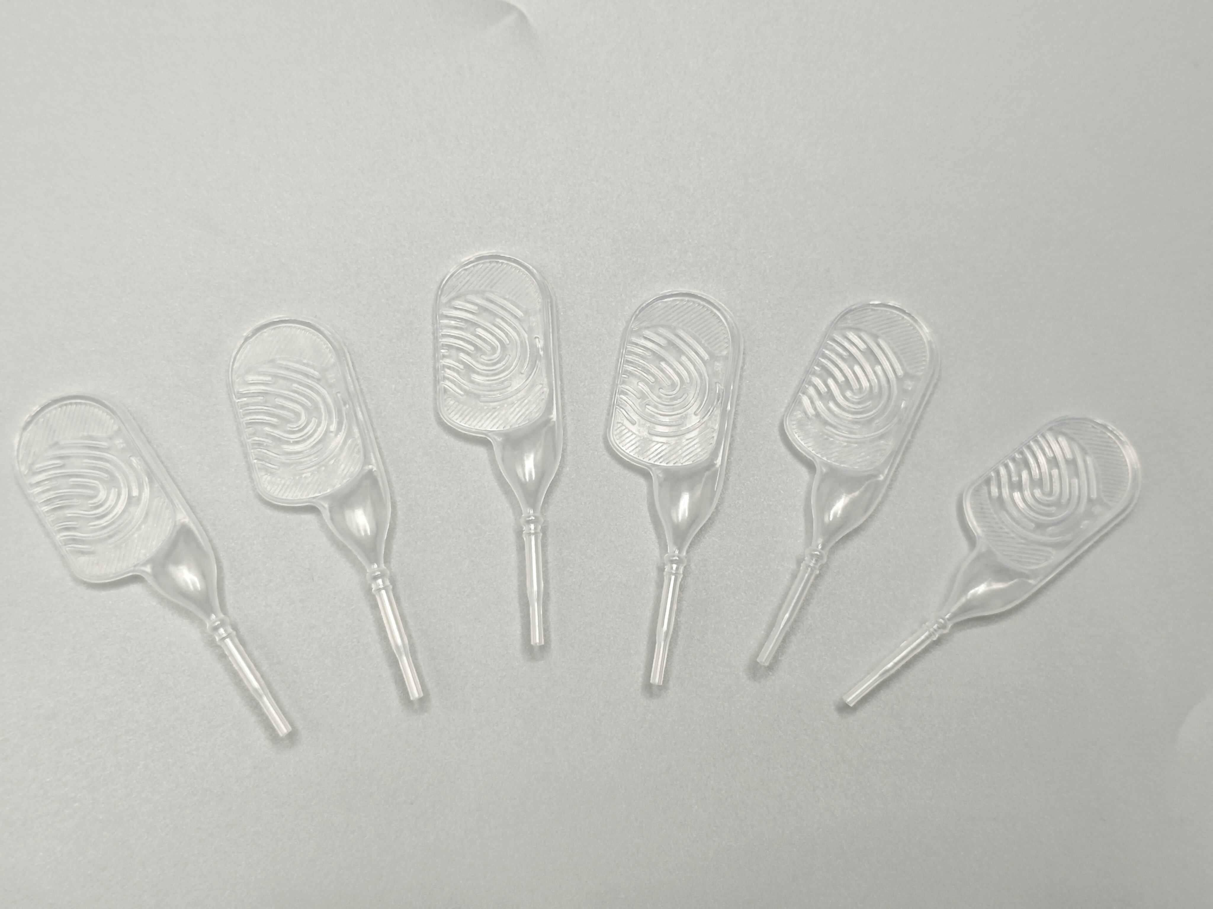 Крапельниця з відбитком пальця, самозасмоктування