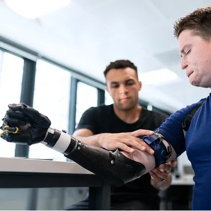 Reshaping Lives: How Prosthetic Limbs are Transforming Individuals