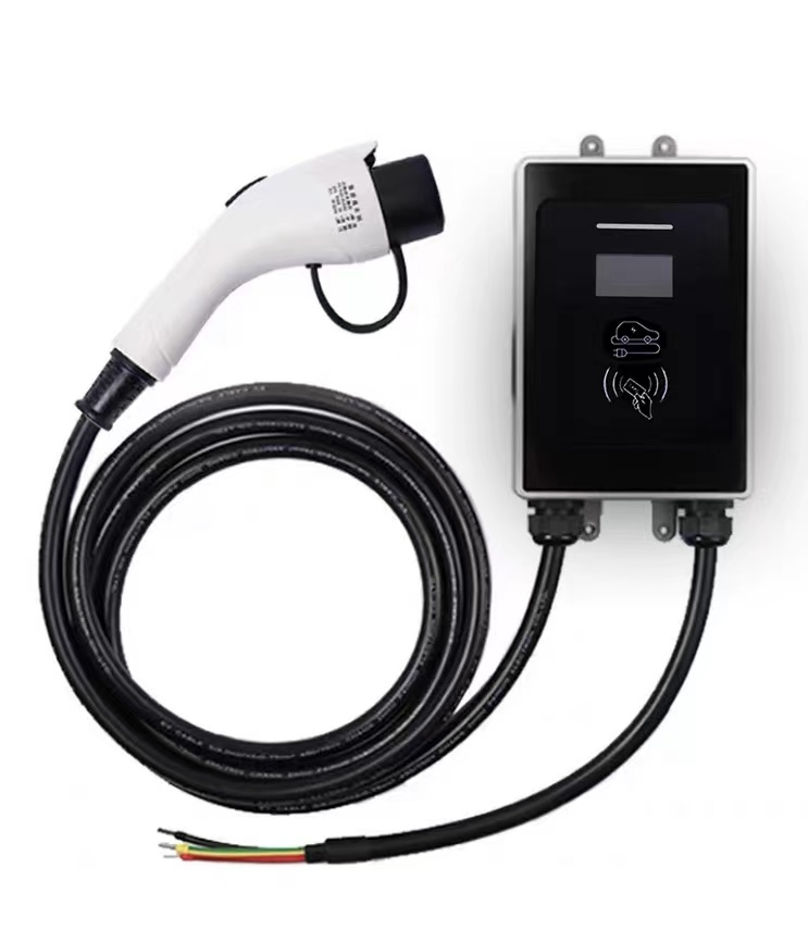 Dynamic QQr 11kW EV Charger for Versatile Charging Solutions