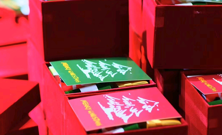 The Secrets of Zhejiang's Foreign Trade During the Christmas Season: When 