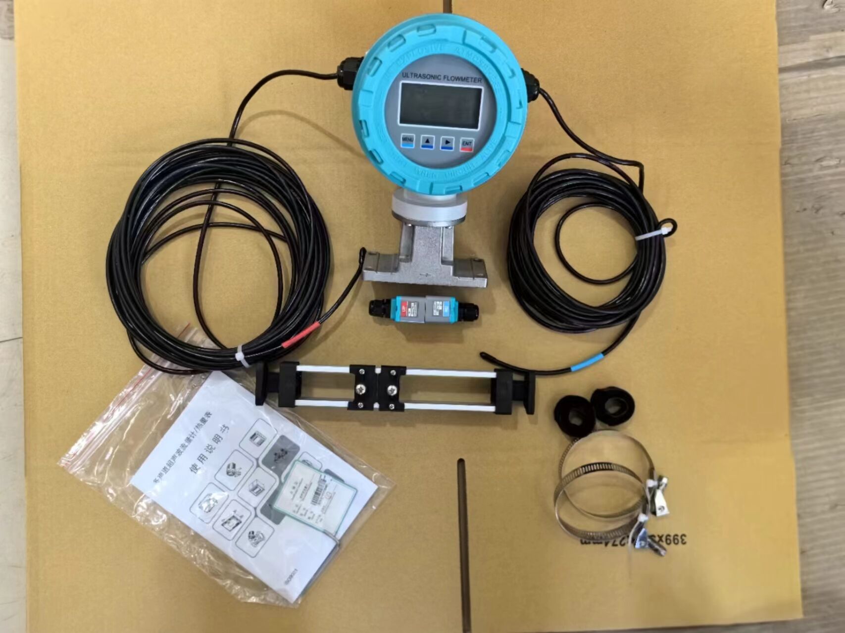 Hot Water Clamp-on Multi-channel  Ultra-Sonic flow meter Energy Measure Portable Ultrasonic flow meter support customization