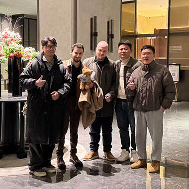 Duitse kliënte besoek ons maatskappy om nuwe geleenthede vir samewerking te verken