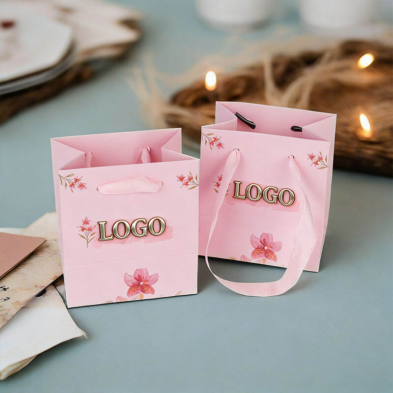 Hot Stamping Gold Embossed Logo Custom Jewelry Paper Bags Gift Shopping Tote Bags Recycled Paper Bags