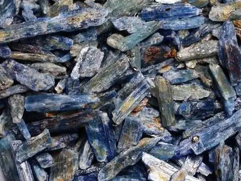 Выделитесь среди конкурентов с настоящим белым кианитом