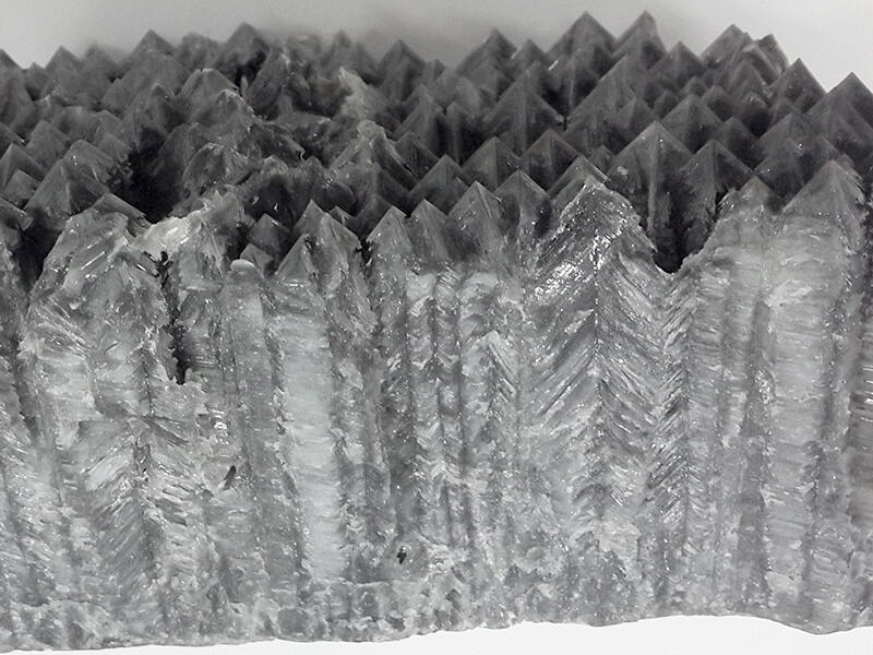 Superior Resistance to chemical attack with fused cast refractory materials