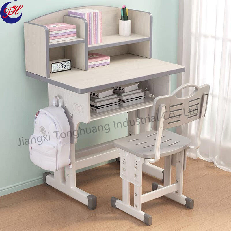 Bureaux et chaises pour étudiants à domicile