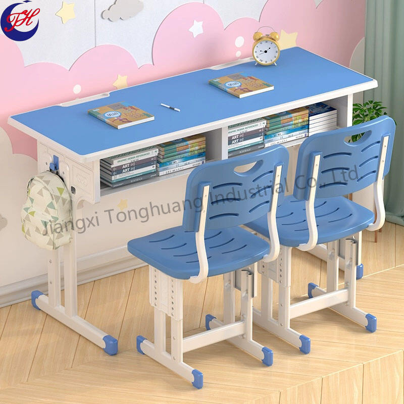 Bureau double et chaise pour étudiant